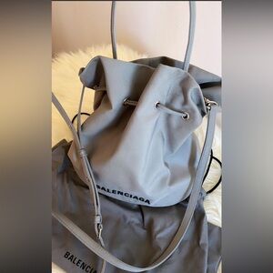 Used twice really new like brand new original grey bag balenciaga small
